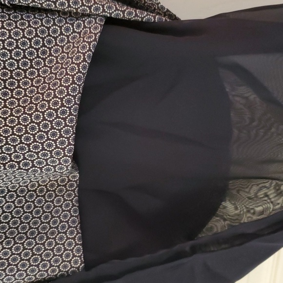 Lands' End 100% Silk skirt - Picture 6 of 8